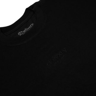 Remera Negra • Boxy Fit